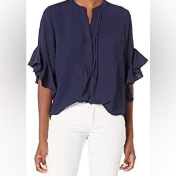 Vince Camuto Ruffled Sleeves blouse - Picture 3 of 5